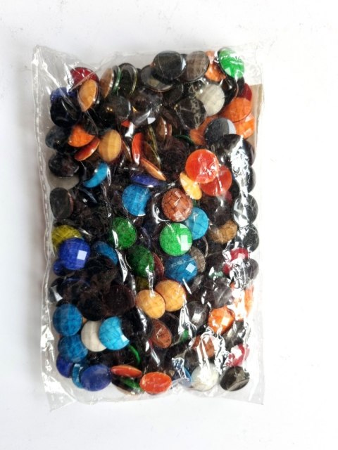Kaboszony plastikowe D: 14 mm Postarzone